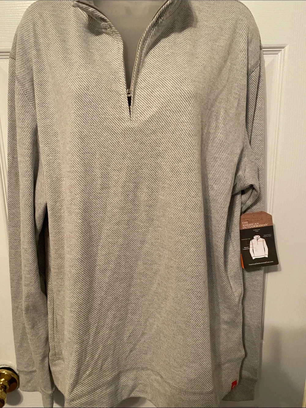 The American Outdoorsman Original Penguin Men's Light Gray Zip-Up Pullover